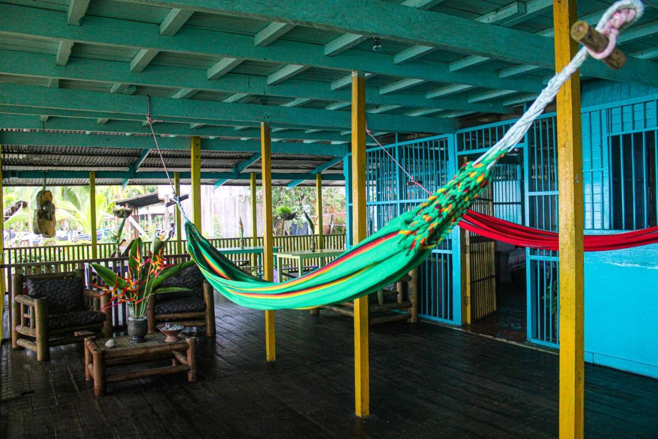 Refugio Mr Jerry Eco Hostal Bahia Solano Esterno foto