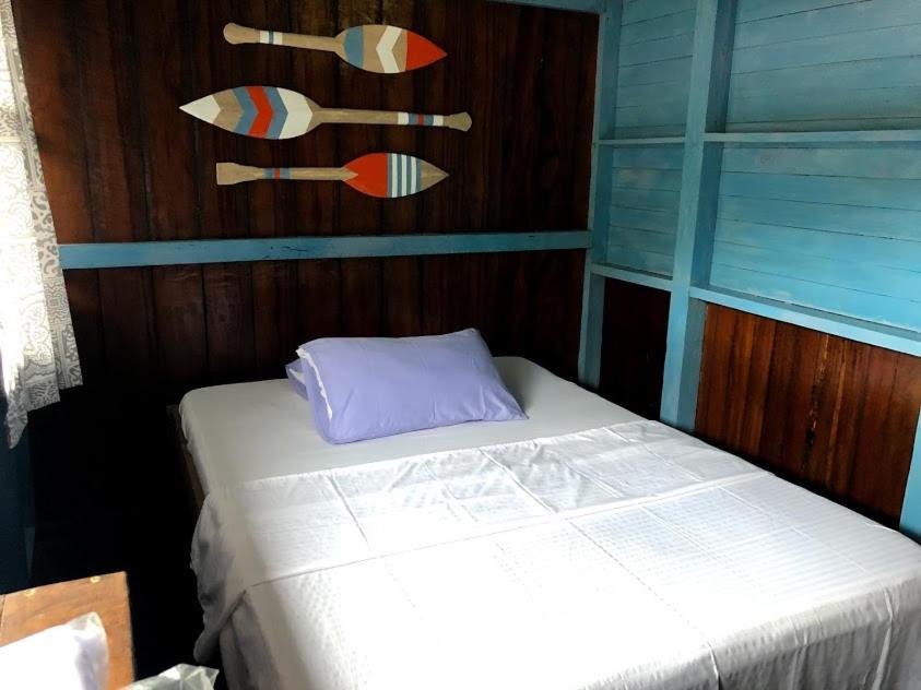Refugio Mr Jerry Eco Hostal Bahia Solano Esterno foto