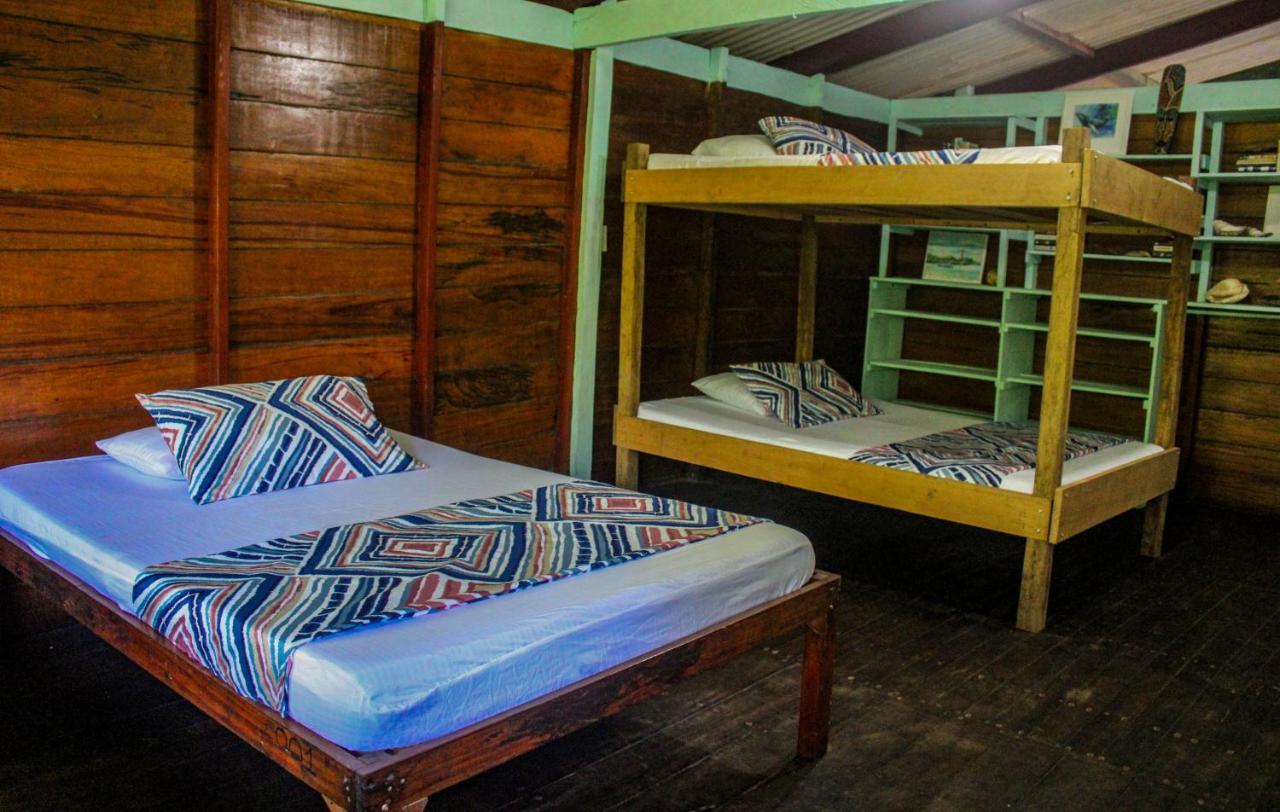 Refugio Mr Jerry Eco Hostal Bahia Solano Esterno foto
